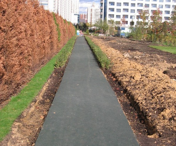 Укладка резинового рулонного покрытия