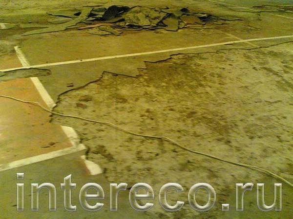 Монтаж бесшовного спортивного покрытия в г. Елеце