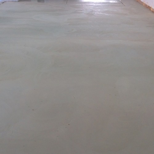 Устройство полимерного пола в помещении на ул. Новохохловская