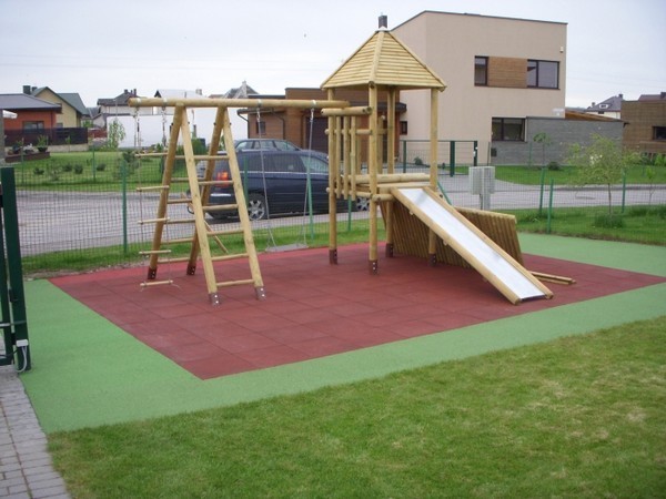 Укладка резиновой плитки и брусчатки