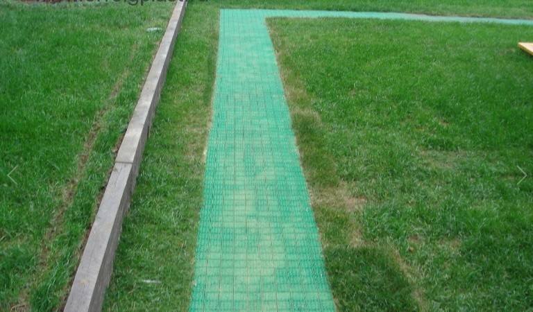 Монтаж модульного покрытия ERFOLG на спортивных объектах и придомовой территории