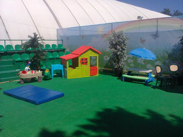 Монтаж модульного покрытия ERFOLG на спортивных объектах и придомовой территории