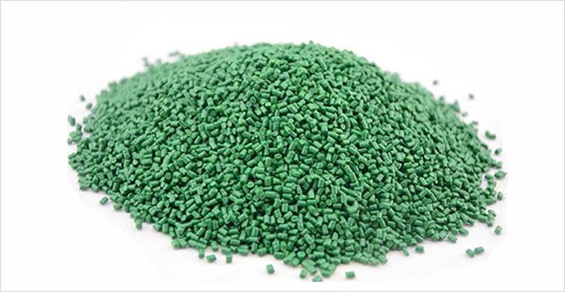Зеленая резиновая крошка