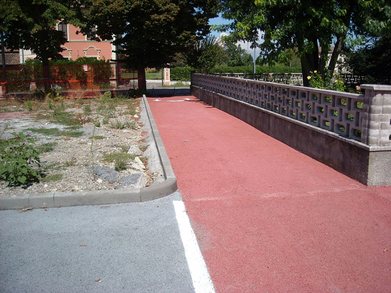 Покрытия для тротуаров из резиновой крошки