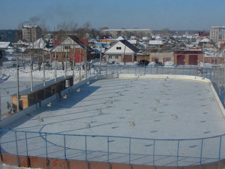 Открытые хоккейные коробки для занятий спортом