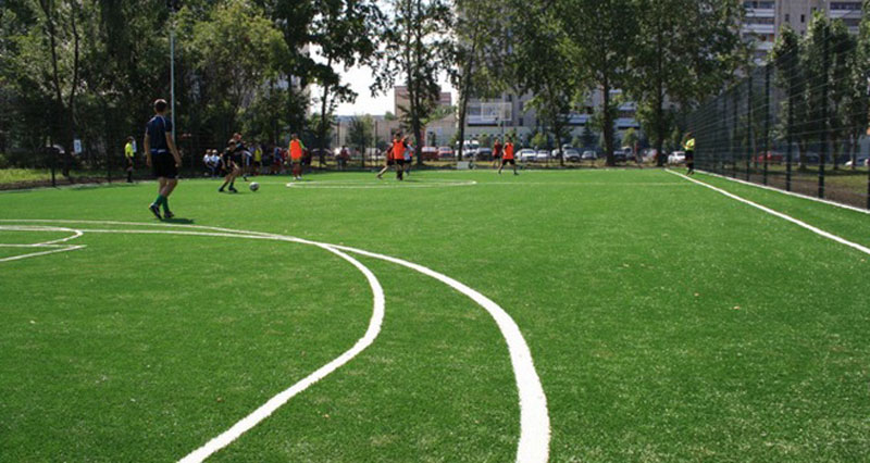 Искусственная трава – альтернатива натуральному газону