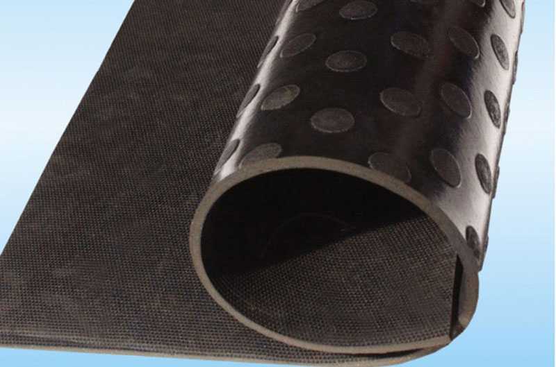 Клей для покрытий и изделий из резиновой крошки