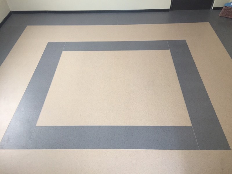 Монтаж коврового покрытия в офисных помещениях