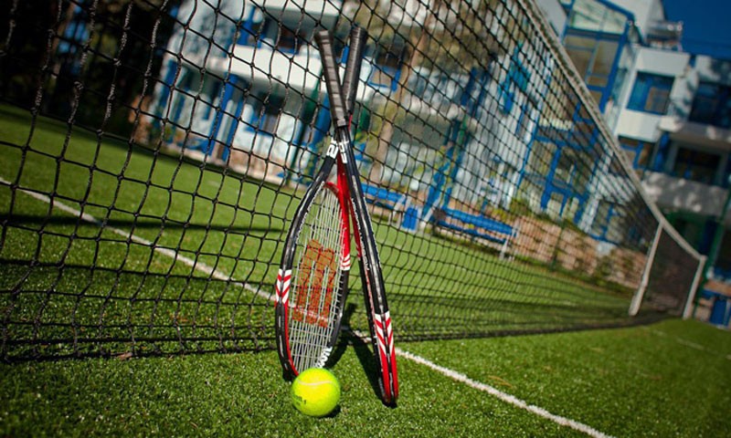 Искусственное покрытие для теннисного корта