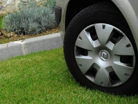 Газонная решетка для парковки: укладка своими руками