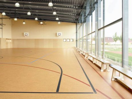 Как выбрать спортивный линолеум для спортзала?